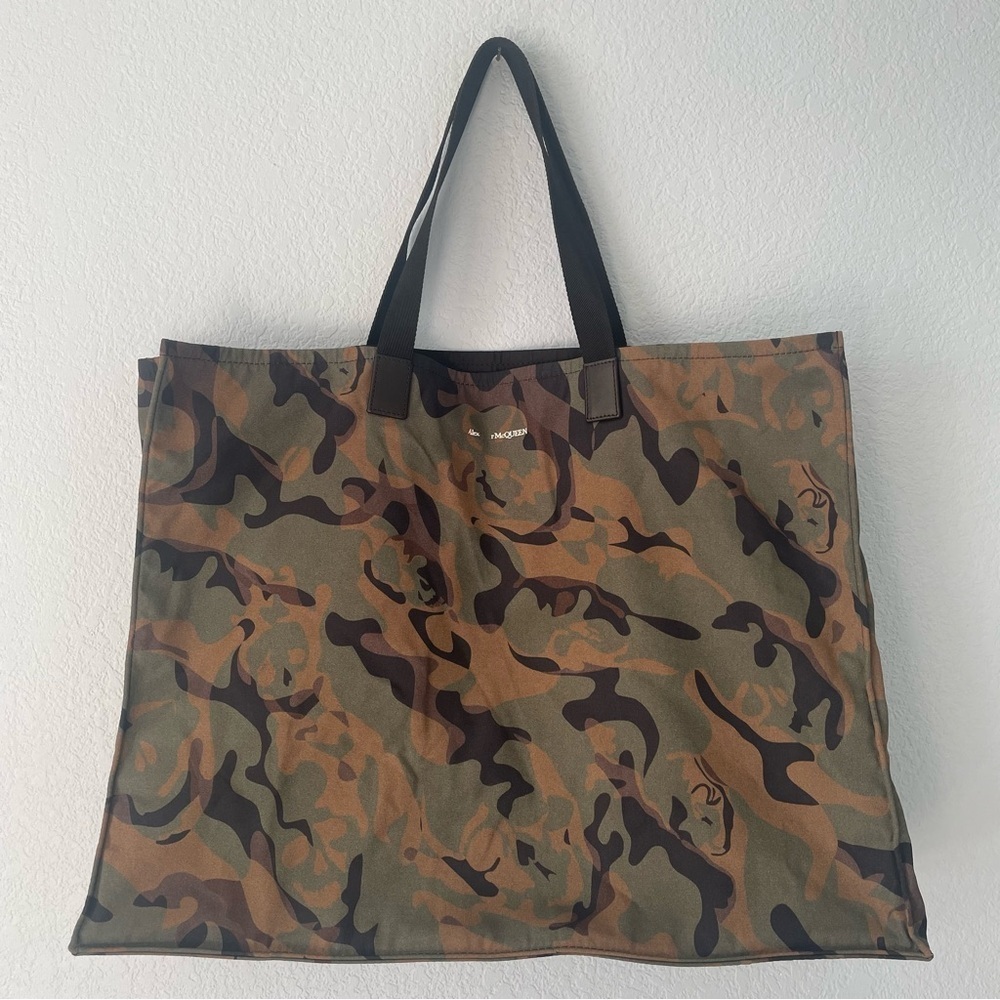 Alexander McQueen Camo Skull Carry All Tote Bag